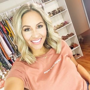 Meet your Posher, Hayley